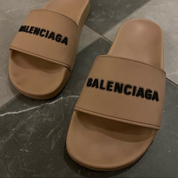 Balenciaga Logo Sport Slides (Beige/Black, US7) - fits like a 6 - Picture 2 of 7